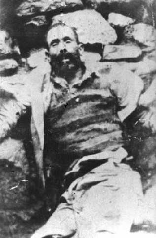 Ahmed Oumeri 1947